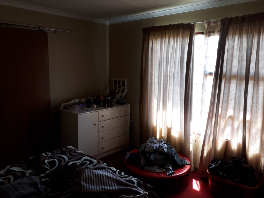 To Let 3 Bedroom Property for Rent in Amalinda Eastern Cape